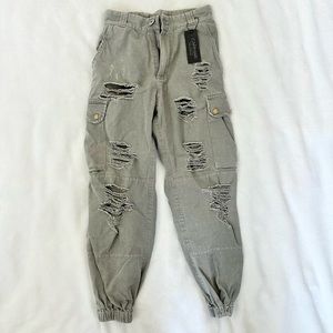 NWT Carmar size 6 cargo pants